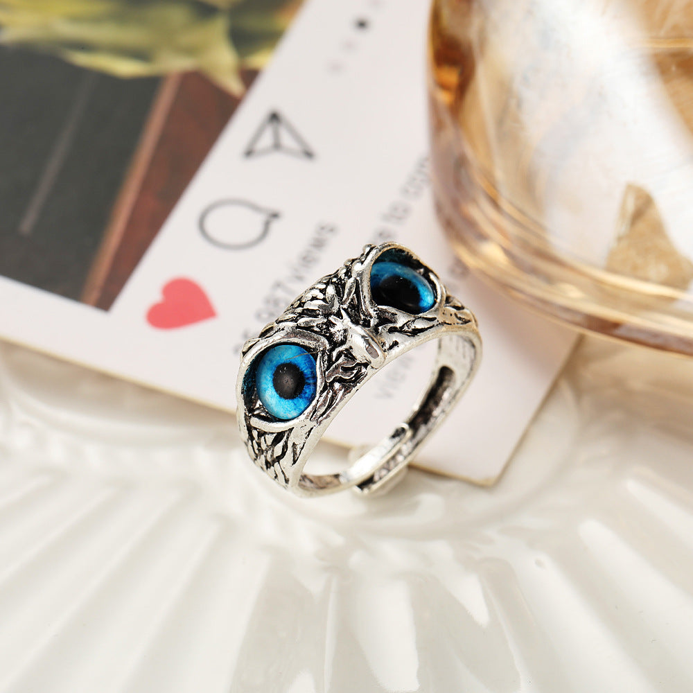 Retro Blue Eyes Owl Ring by cj