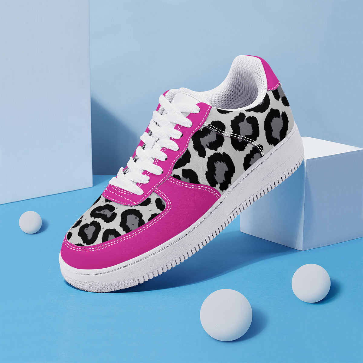 Low Top Unisex Sneaker Leopard print and Pink decoration JewelryLuxeUS.store