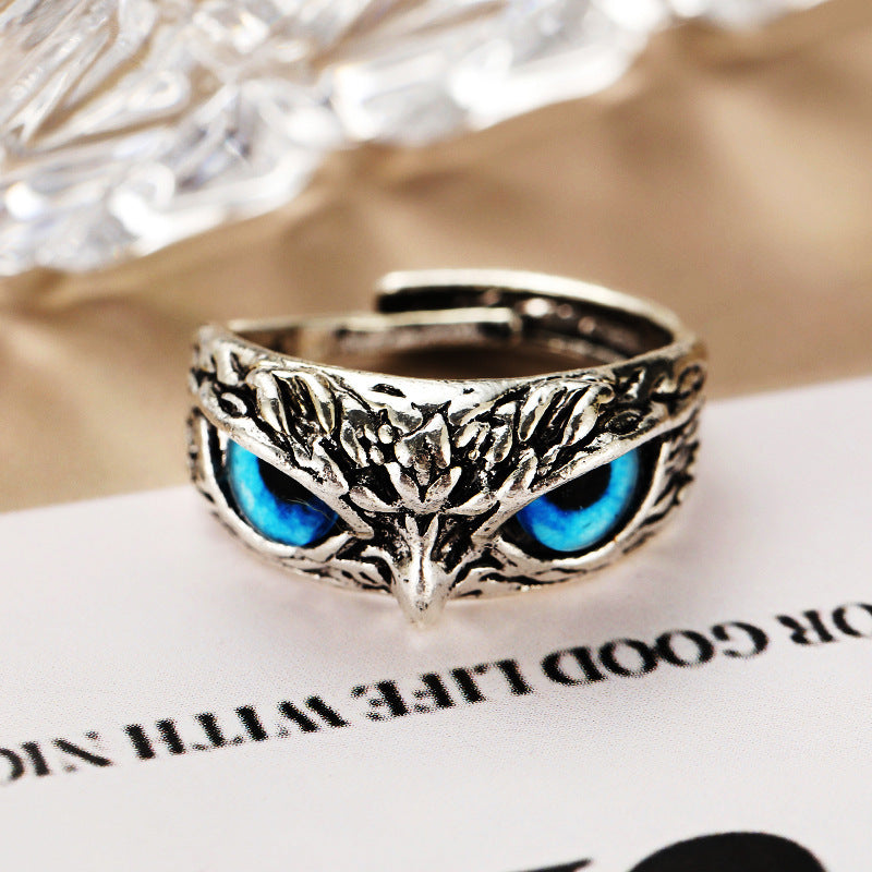 Retro Blue Eyes Owl Ring by cj