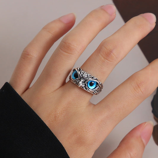 Retro Blue Eyes Owl Ring by cj